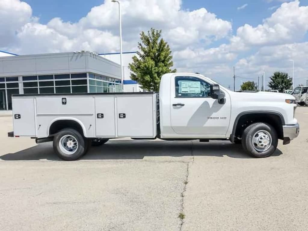 New 2026 Chevrolet Silverado 3500 HD Chassis Cab Work Truck Truck