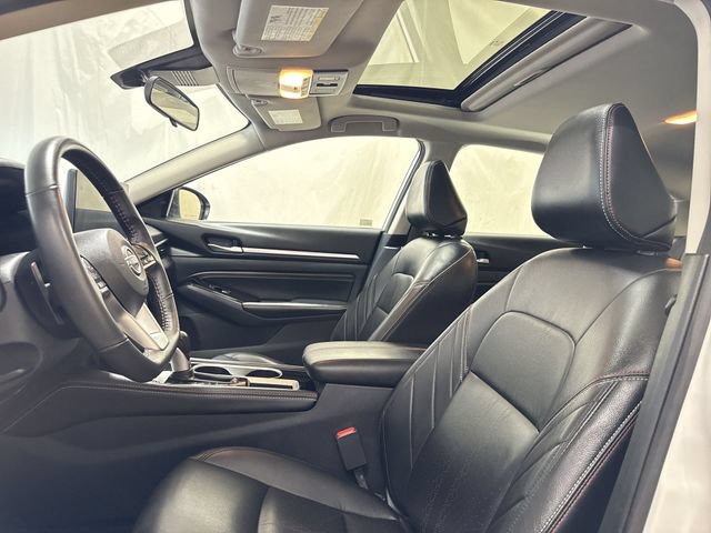 2023 Nissan Altima SR - Photo 11