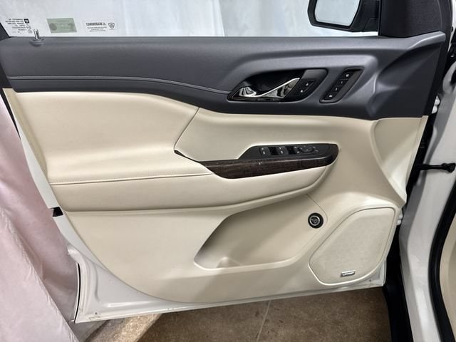 2023 GMC Acadia Denali - Photo 26