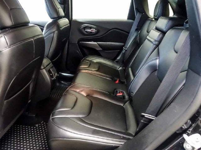 2019 Jeep Cherokee Latitude Plus - Photo 10