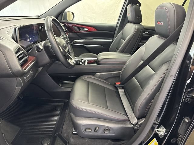 2025 Chevrolet Traverse Z71 - Photo 10