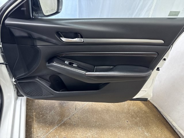 2023 Nissan Altima SR - Photo 26