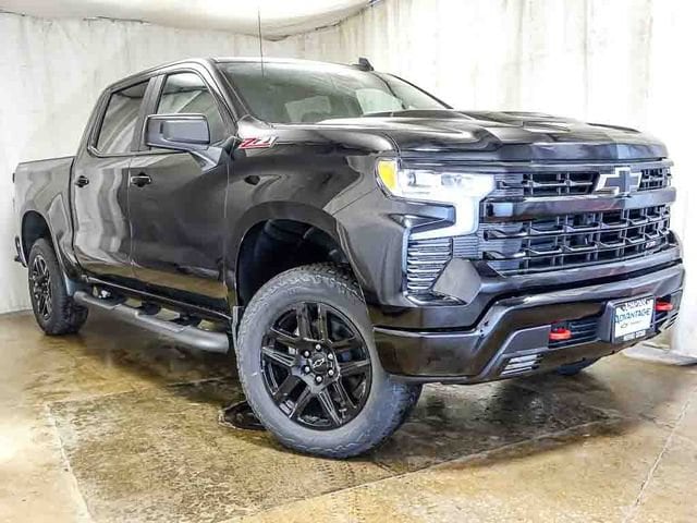 2026 Chevrolet Silverado 1500 LT Trail Boss - Photo 2