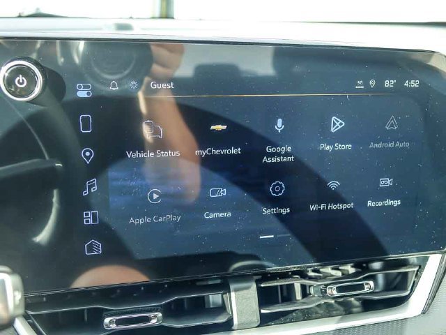2027 Chevrolet Equinox LT - Photo 22