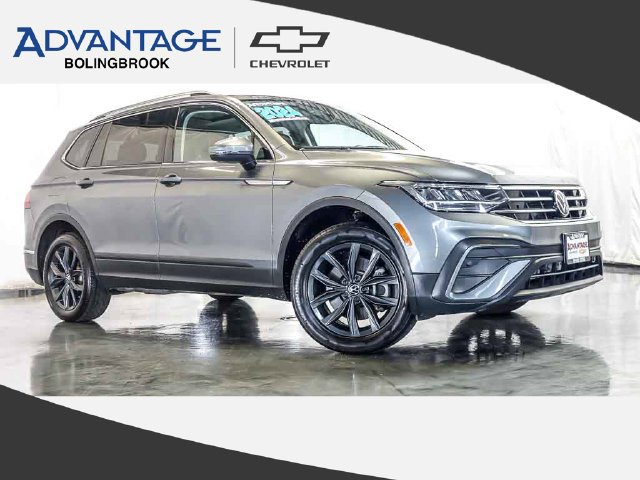 Used 2024 Volkswagen Tiguan SE
