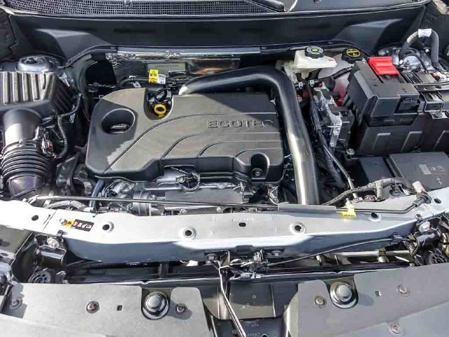 2027 Chevrolet Equinox LT - Photo 9