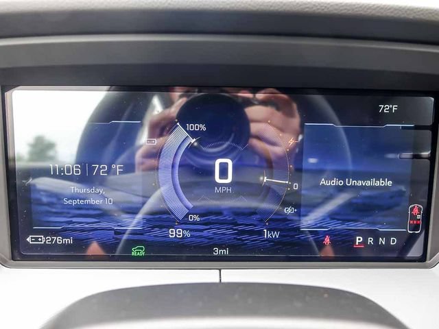 2027 Chevrolet Bolt RS - Photo 19