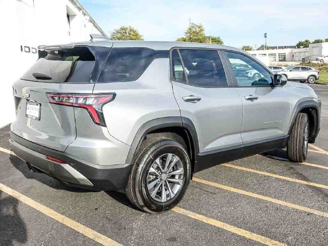 2027 Chevrolet Equinox LT - Photo 6