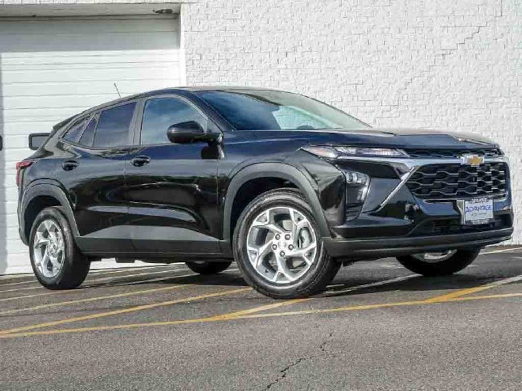 New 2026 Chevrolet Trax LS SUV