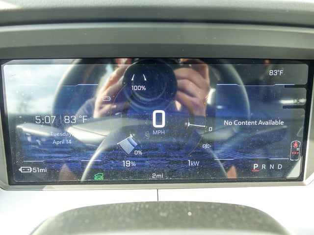 2027 Chevrolet Bolt RS - Photo 20