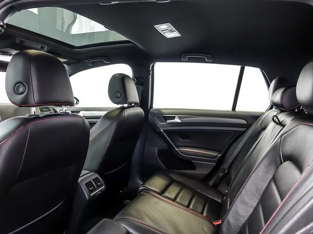 2020 Volkswagen Golf GTI SE - Photo 16