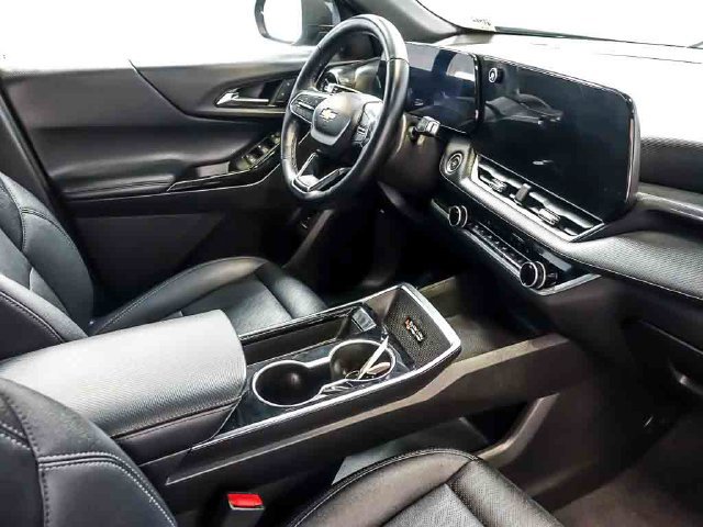 2025 Chevrolet Equinox LT - Photo 33