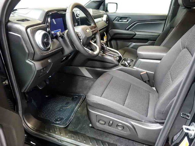 2026 Chevrolet Colorado LT - Photo 14