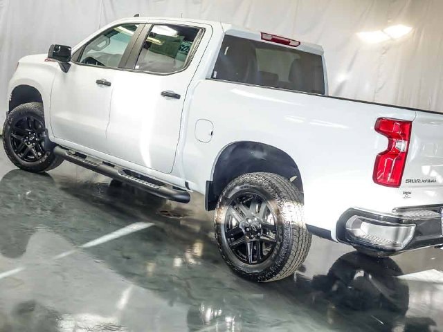 2025 Chevrolet Silverado 1500 LT Trail Boss - Photo 11