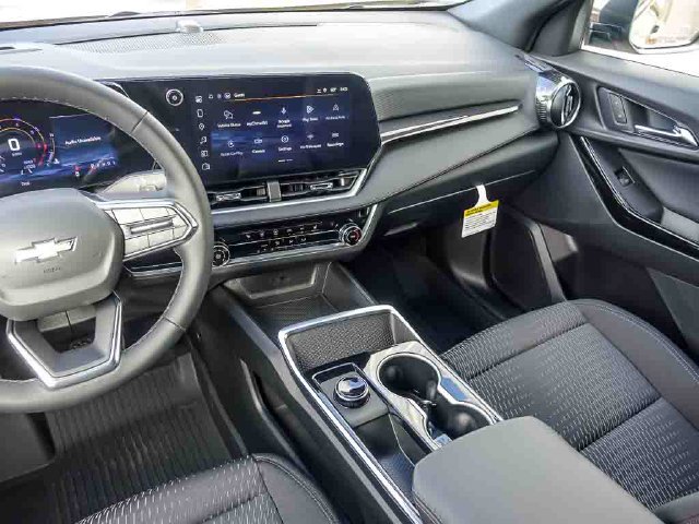 2027 Chevrolet Equinox LT - Photo 16
