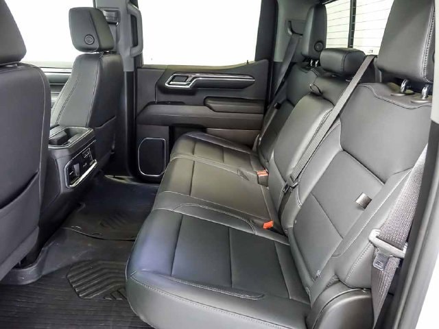 2024 Chevrolet Silverado 1500 LTZ - Photo 14