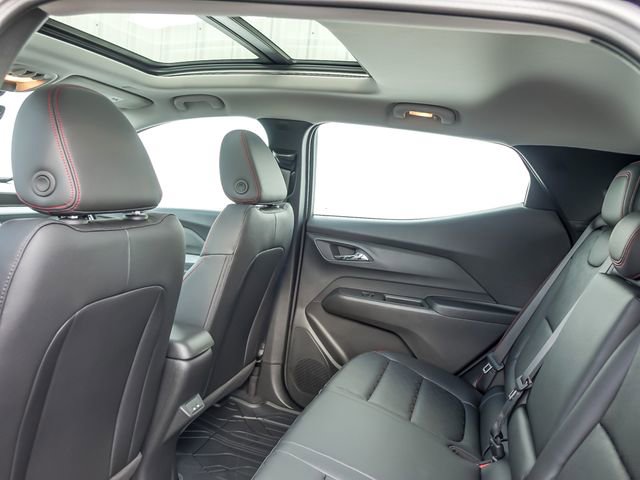 2027 Chevrolet Bolt RS - Photo 15