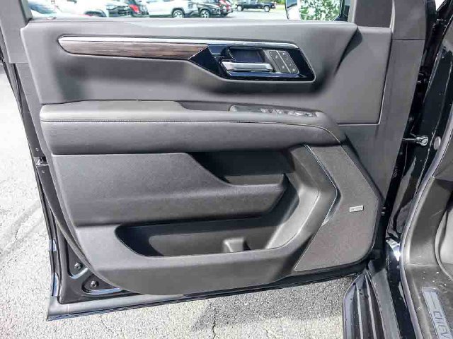 2027 Chevrolet Tahoe Premier - Photo 13