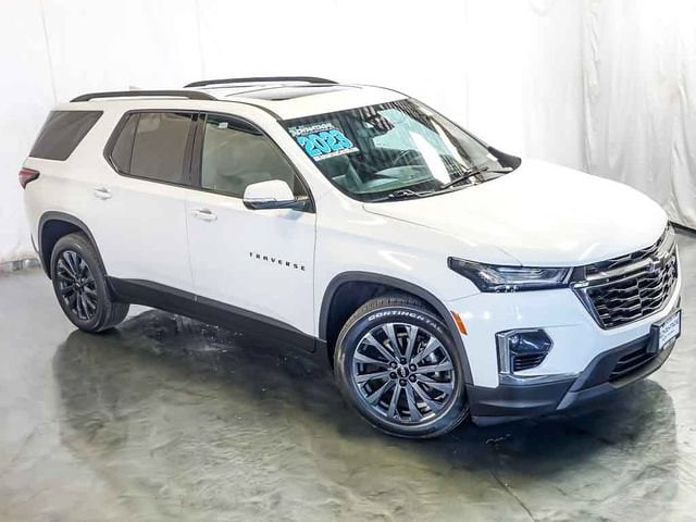 2023 Chevrolet Traverse RS - Photo 6