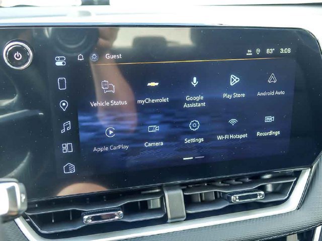 2027 Chevrolet Equinox LT - Photo 21