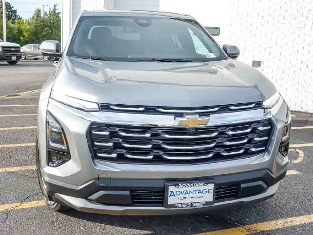 2027 Chevrolet Equinox LT - Photo 10