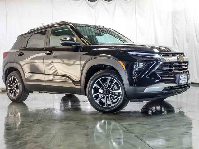 2024 Chevrolet TrailBlazer LT - Photo 2