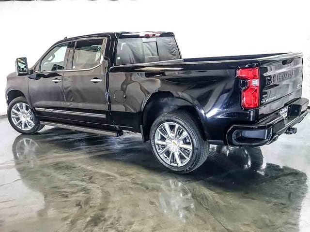 2023 Chevrolet Silverado 1500 High Country - Photo 9