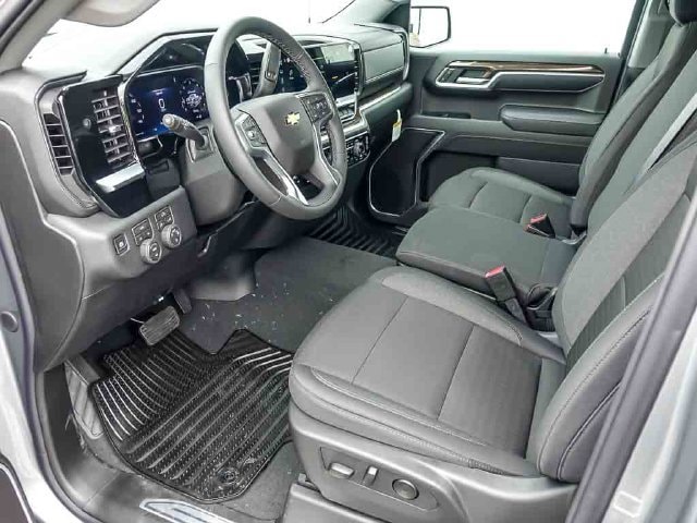 2026 Chevrolet Silverado 1500 LT - Photo 11