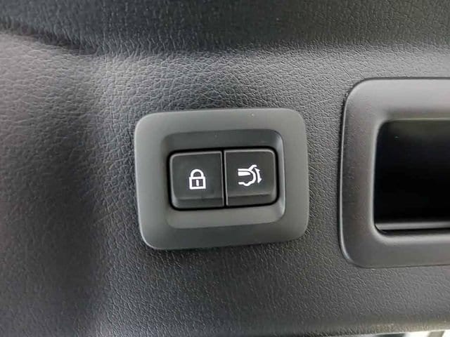 2025 Mazda CX-70 Premium Plus Package - Photo 32