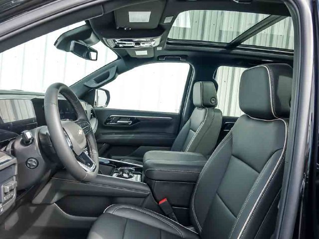 2027 Chevrolet Tahoe Premier - Photo 17