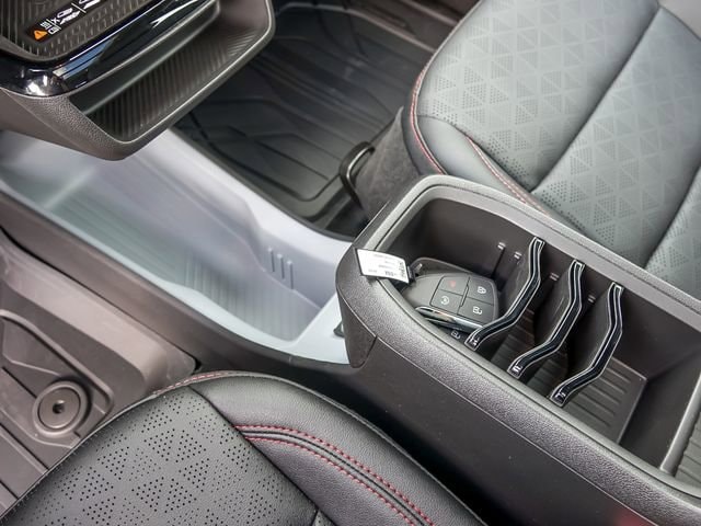 2027 Chevrolet Bolt RS - Photo 26