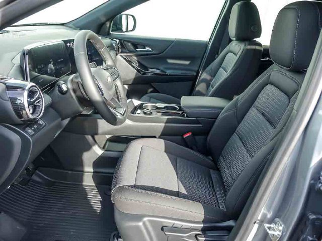 2027 Chevrolet Equinox LT - Photo 13