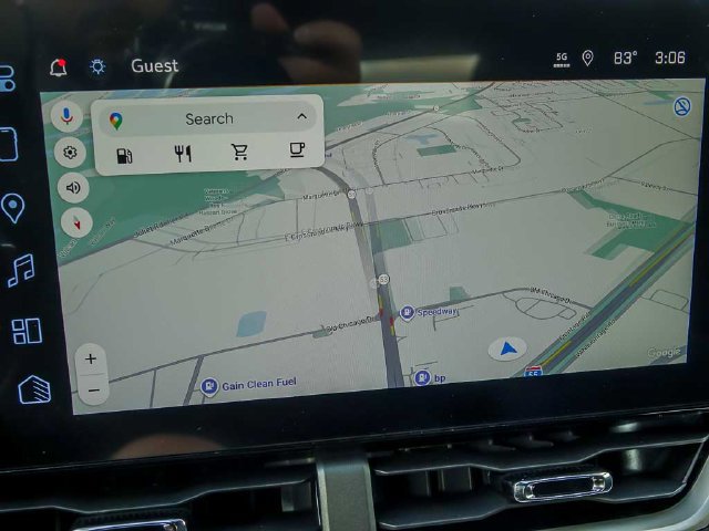 2027 Chevrolet Equinox LT - Photo 22