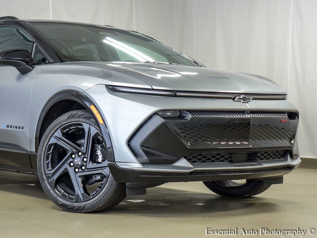 2026 Chevrolet Equinox EV RS - Photo 3