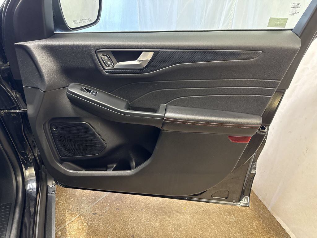 2023 Ford Escape ST-Line - Photo 26