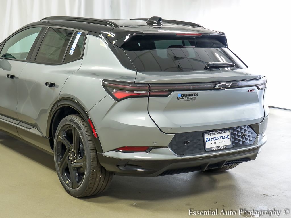 2026 Chevrolet Equinox EV RS - Photo 7