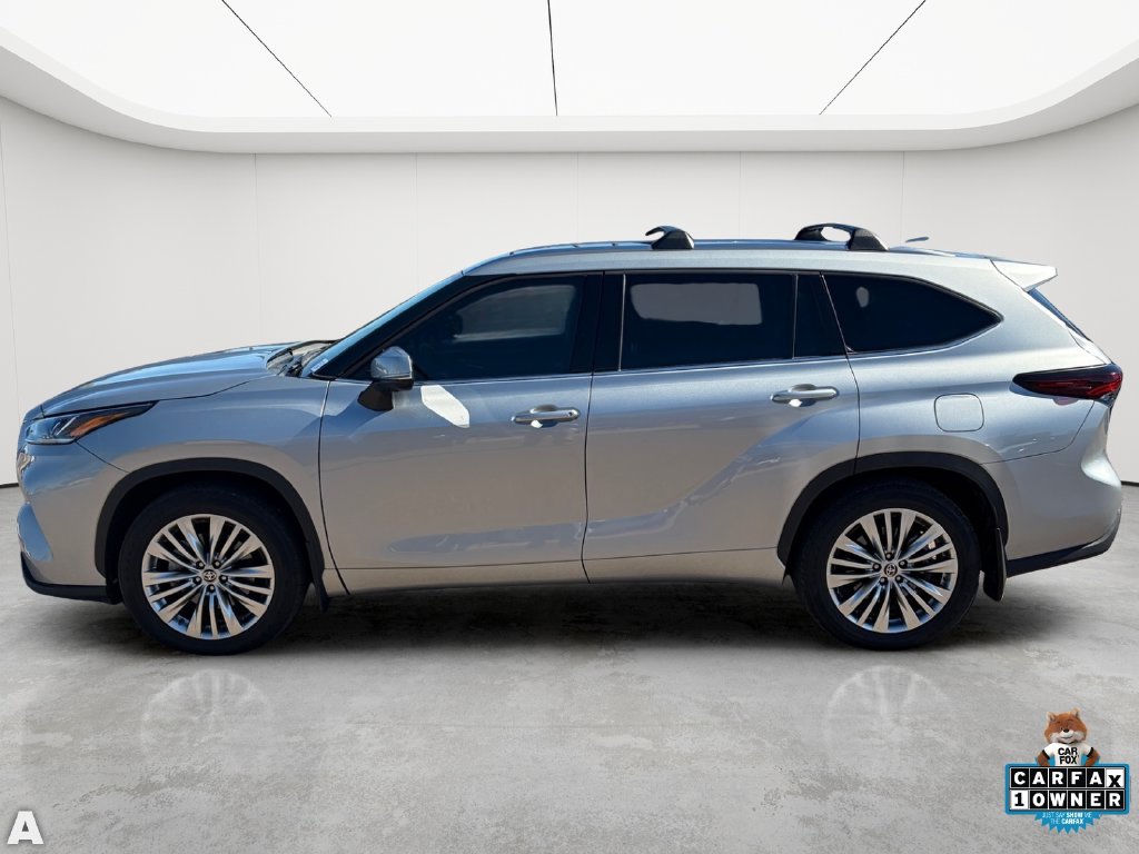 Used 2025 Toyota Highlander Platinum SUV