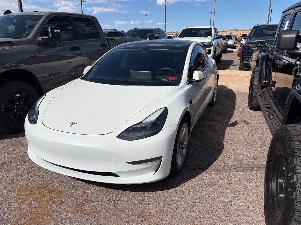  Tesla Model 3