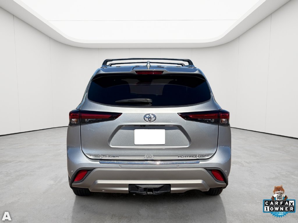 Used 2025 Toyota Highlander Platinum SUV