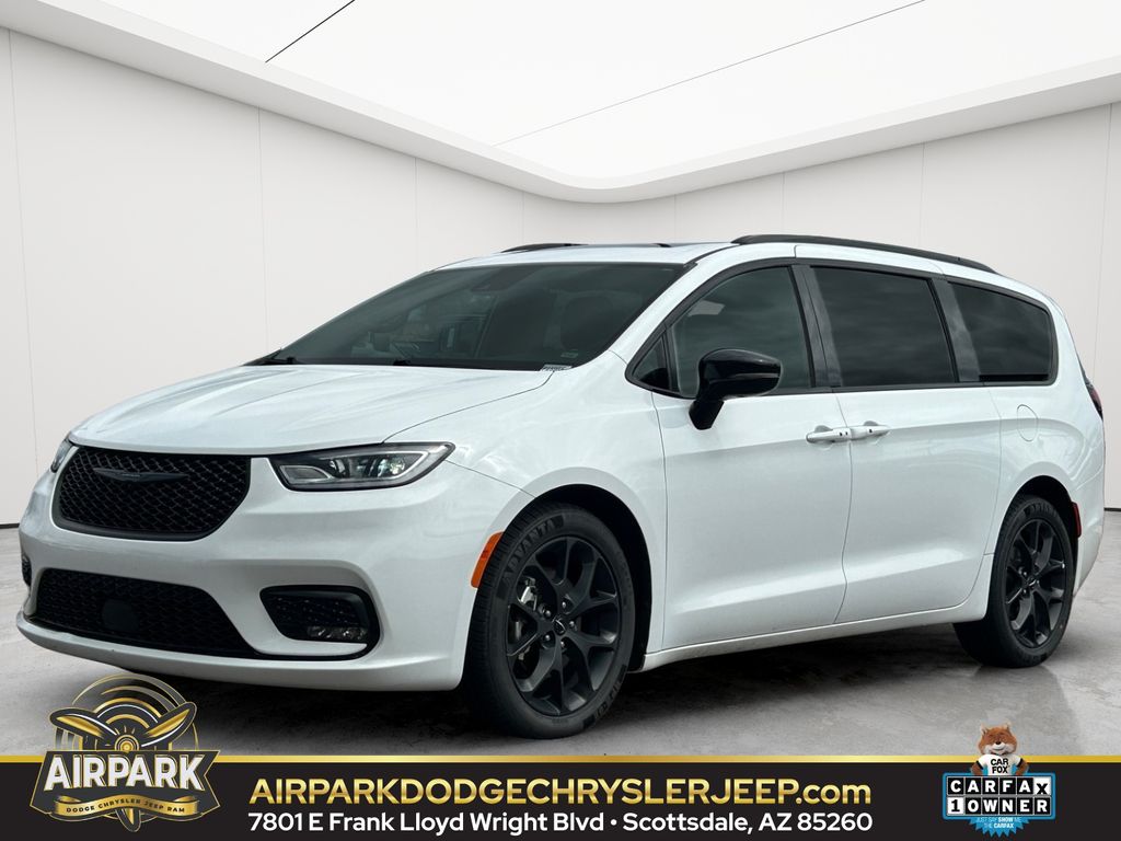  Chrysler Pacifica