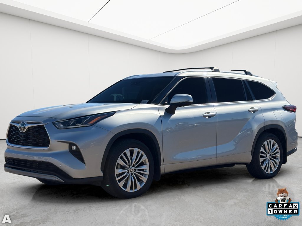 Used 2025 Toyota Highlander Platinum SUV