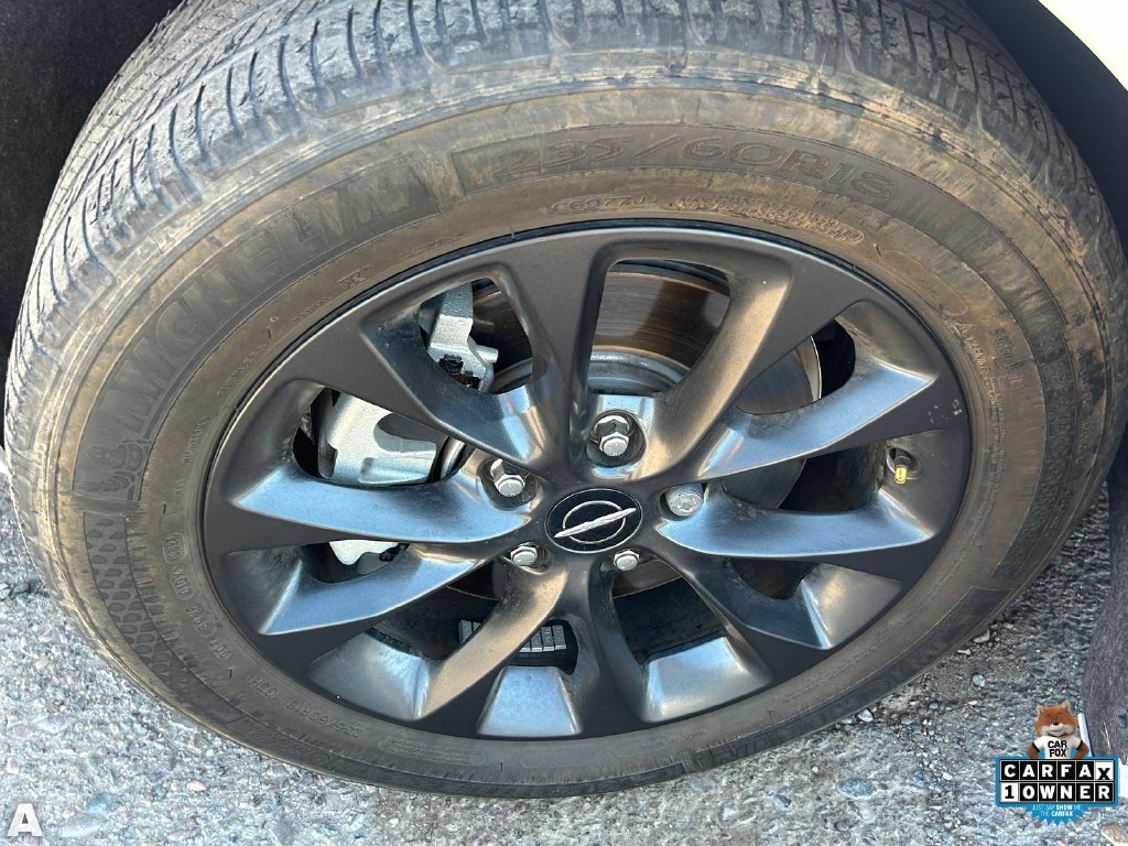 Used 2021 Chrysler Pacifica Touring L Minivan/Van