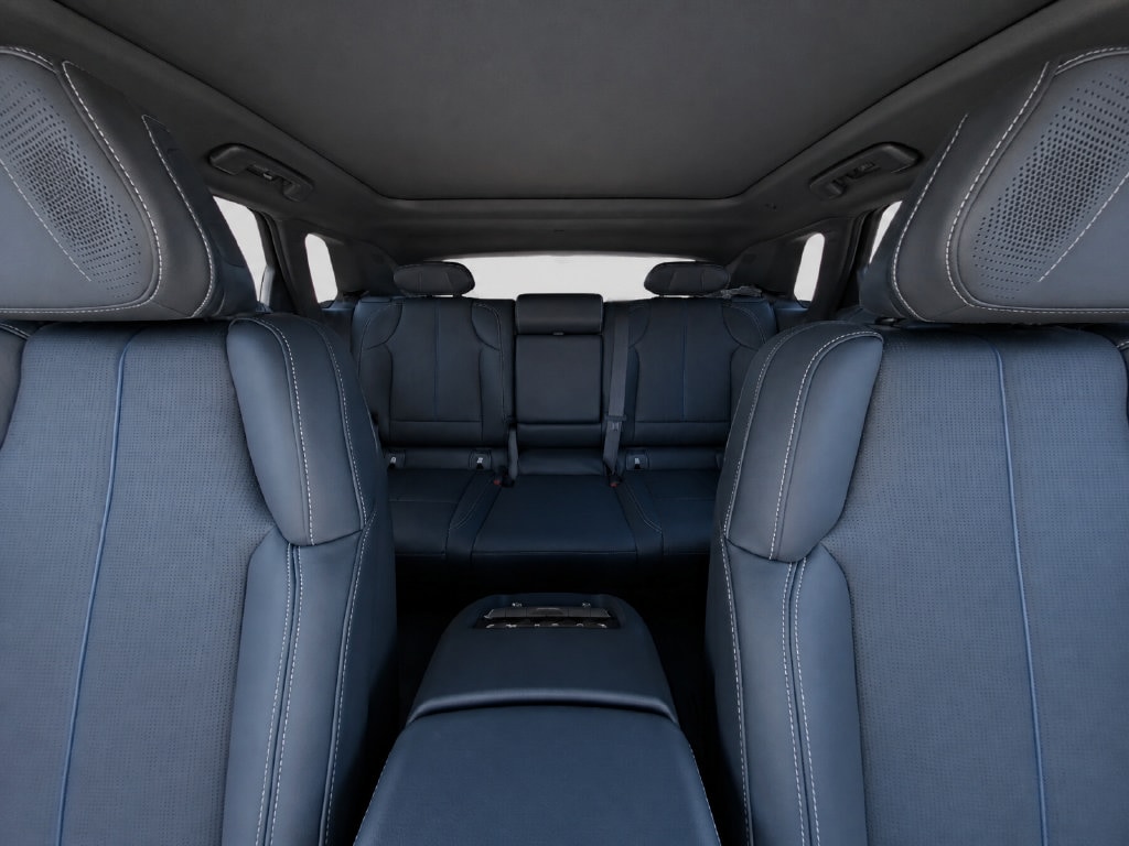 2025 Cadillac LYRIQ Sport 3 - Photo 16