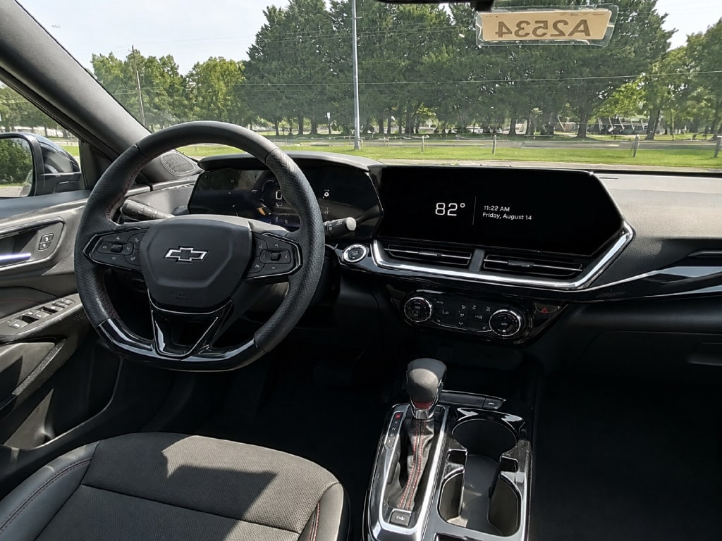 2026 Chevrolet Trax RS - Photo 10