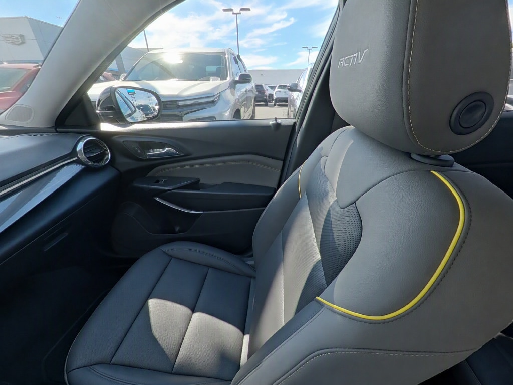 2026 Chevrolet Trax Activ - Photo 12