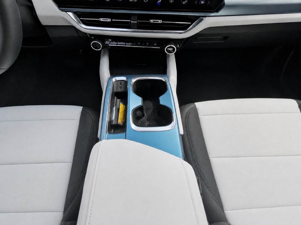 2026 Chevrolet Equinox EV 2LT - Photo 12