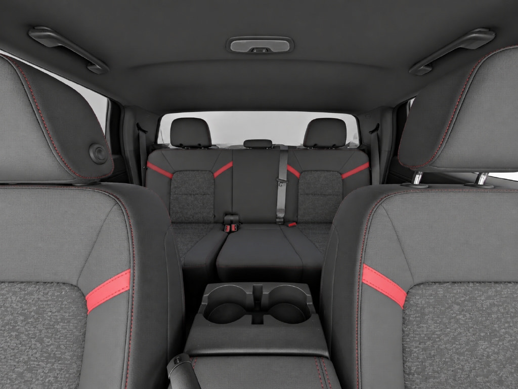 2026 Chevrolet Colorado Z71 - Photo 12
