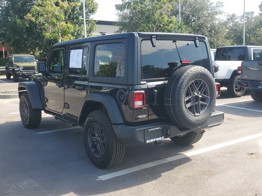 Used 2024 Jeep Wrangler Sport SUV