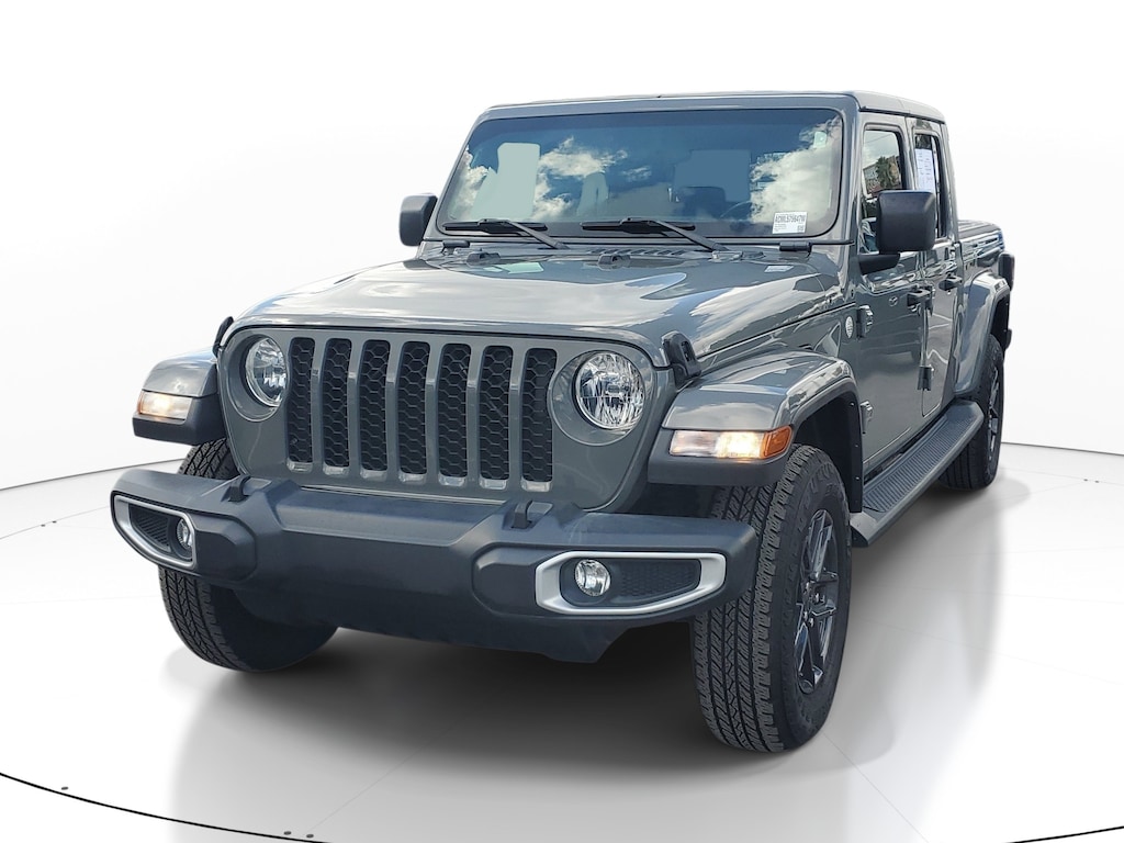 Used 2021 Jeep Gladiator Sport Truck Crew Cab