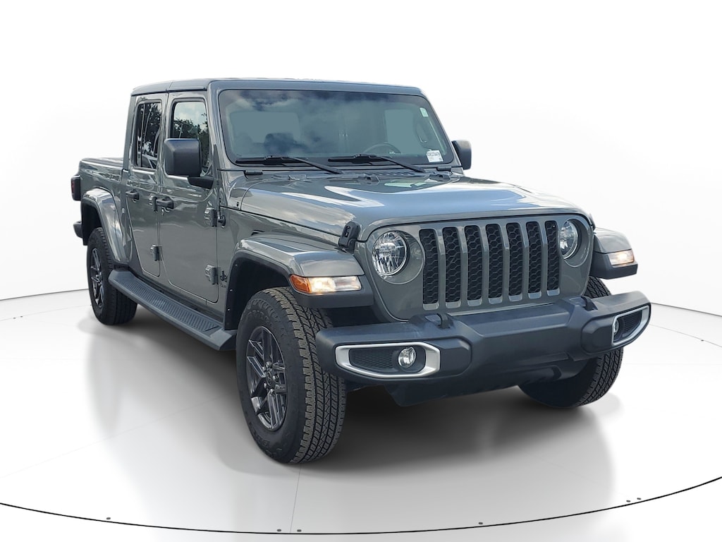 Used 2021 Jeep Gladiator Sport Truck Crew Cab